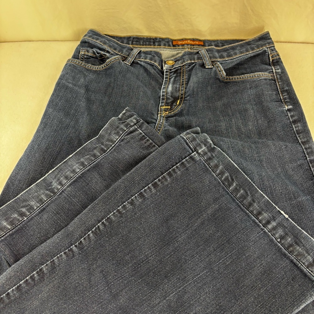 David‎ Kahn Jeanswear Women’s Size 28 Bootcut  Jeans USA Made - Picture 11 of 15